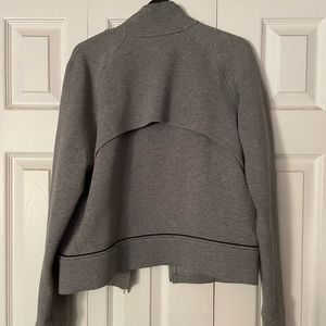 Lululemon jacket size 10